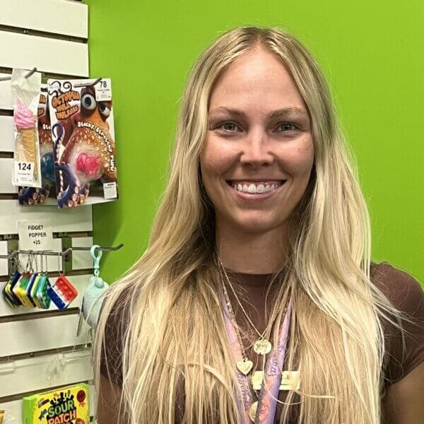 Sumner, Instructor