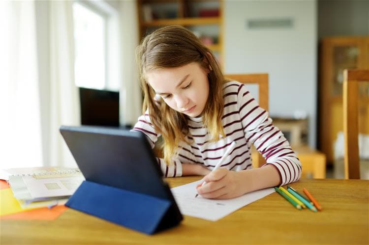 unsized_upper-elementary-middle_-child_online-virtual