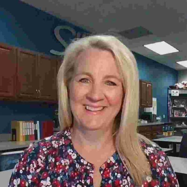 Kim, Owner/Executive Director