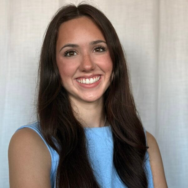 Headshot_Abigail Montes de Oca