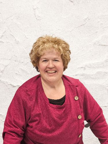 Tricia-fotor-bg-remover-2025032511213-min